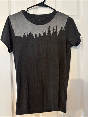 Tentree Tee  2/20 bundle for discount